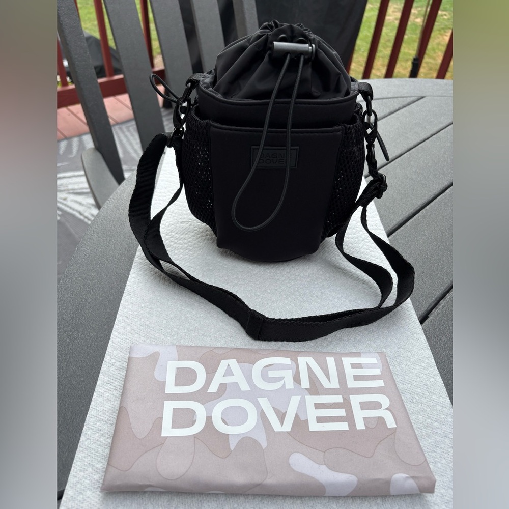 Dagne Dover Sloan Water Bottle Sling- Black